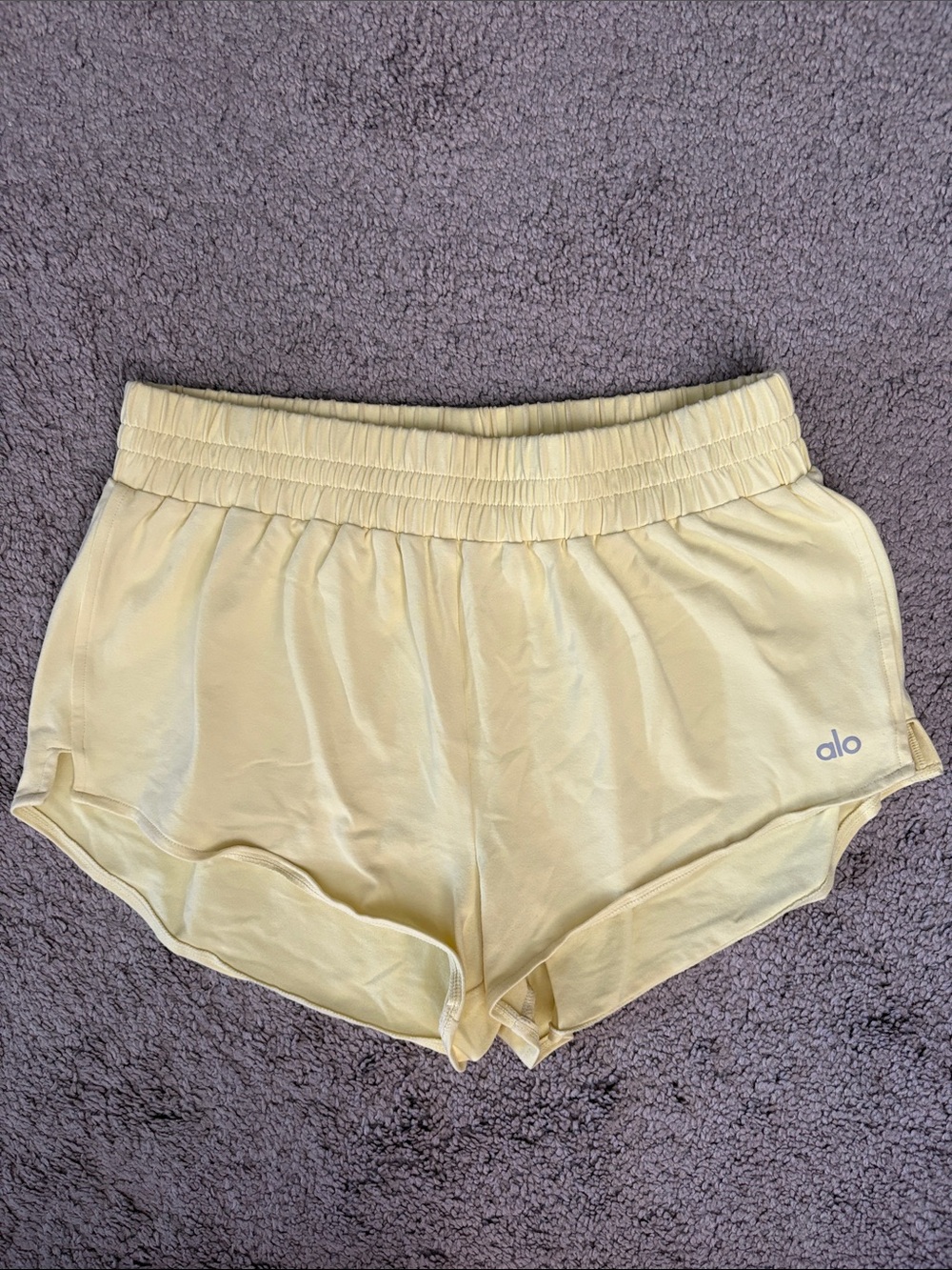 ALO Yoga Pale Yellow Athletic Shorts with Elastic Waistband